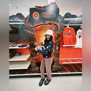 Meet your Posher, Kiara🕷️🕸️🖤